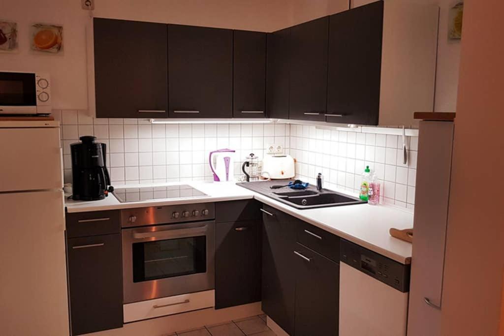 Carlo Familienfreundliches 3-Raum Apartment Auf Der Dom-Insel Brandenburg  Dış mekan fotoğraf